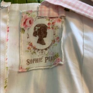 Sophia Pearl original- designer to Sarah J. Parker